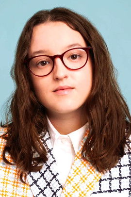 Photo of Bella Ramsey