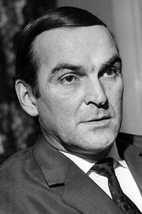 Photo of Stanley Baker