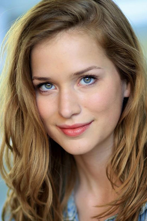 Photo of Elizabeth Lail
