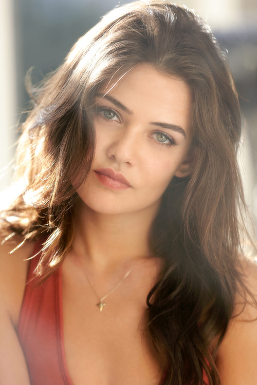 Photo of Danielle Campbell