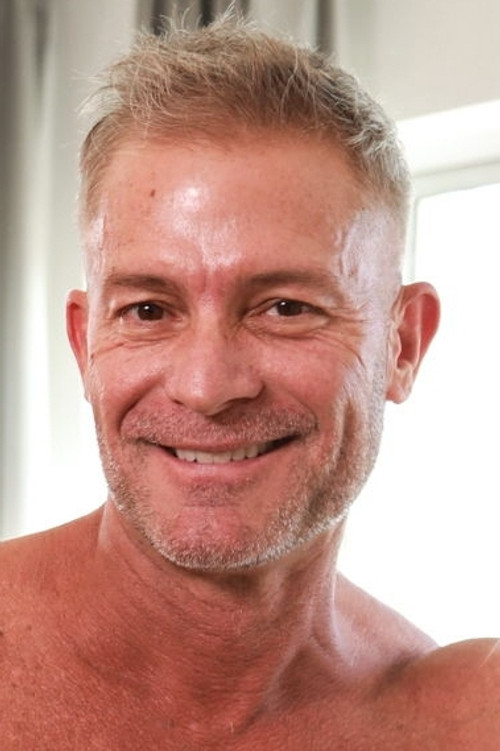 Photo of Greg Dixxon