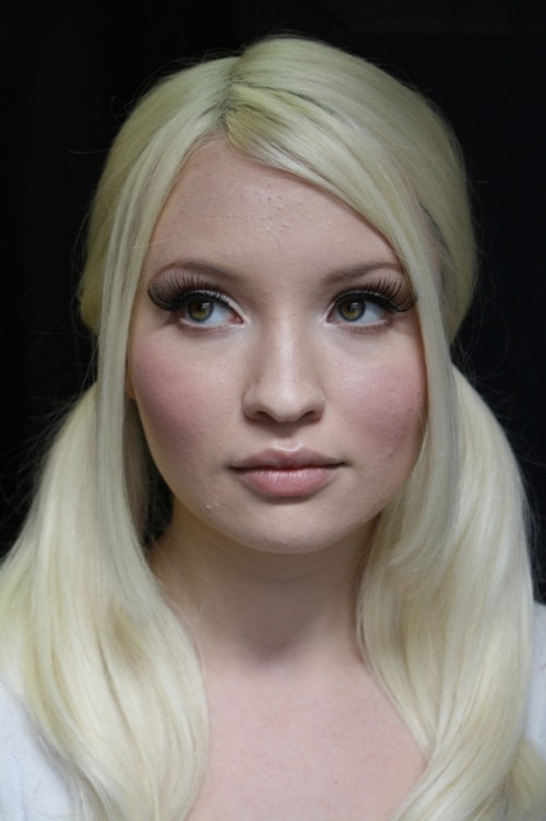 Photo of Emily Browning