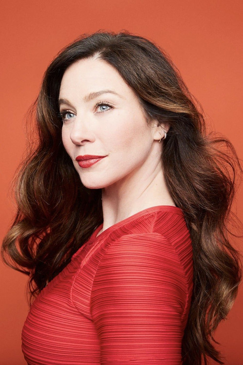 Photo of Lynn Collins