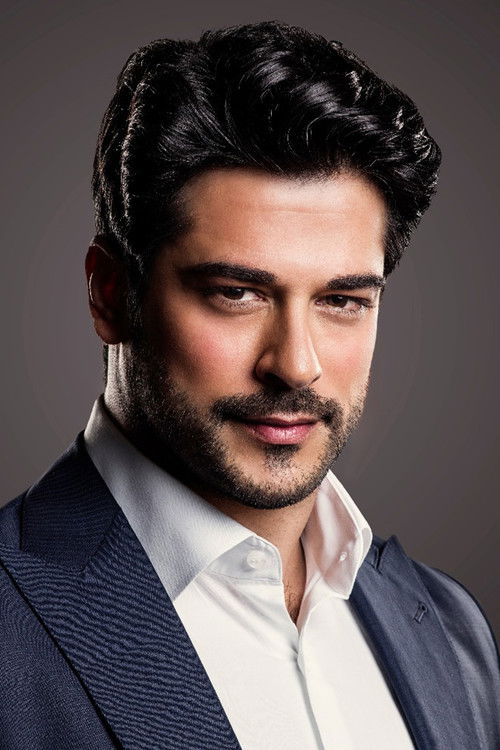 Photo of Burak Özçivit