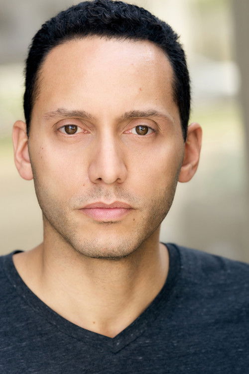 Photo of Elliot Villar