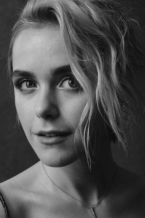 Photo of Kiernan Shipka