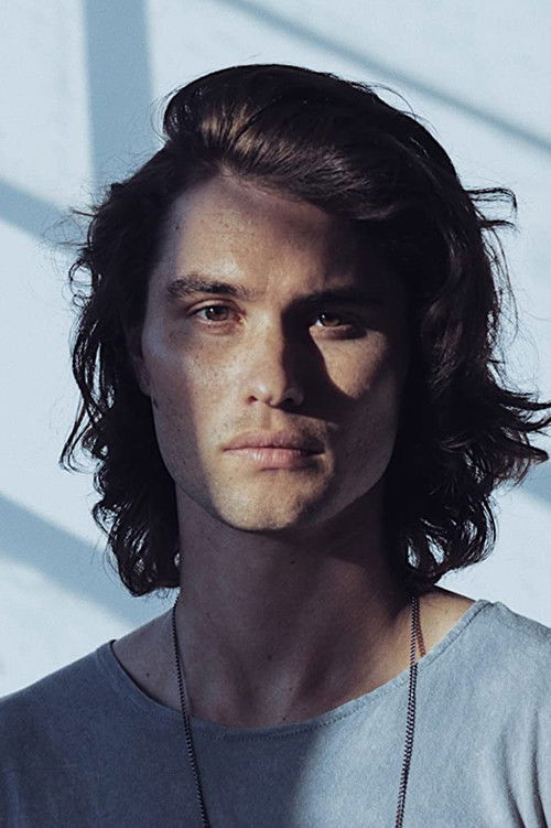 Photo of Chase Stokes