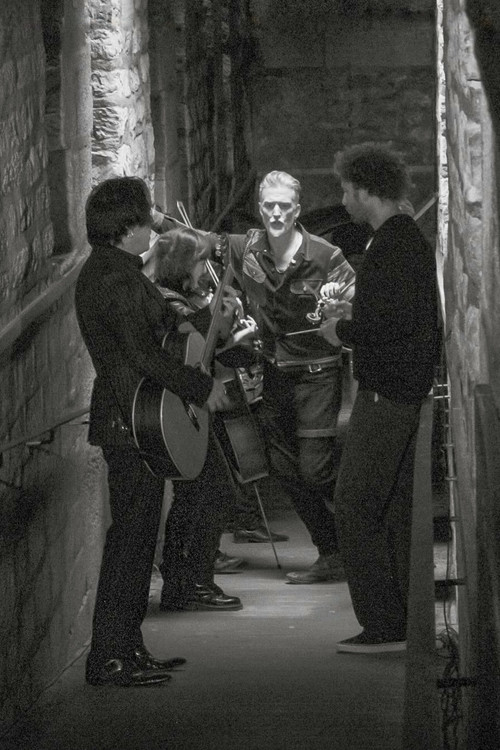 Queens of the Stone Age: Alive in Paris and Before