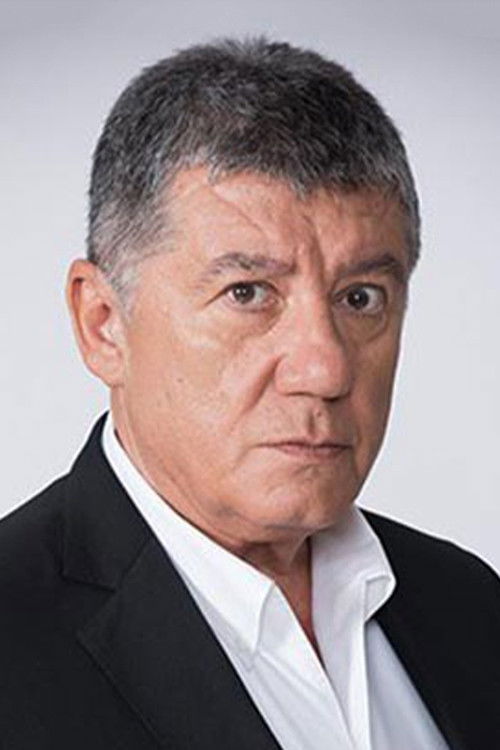 Photo of Tarık Ünlüoğlu