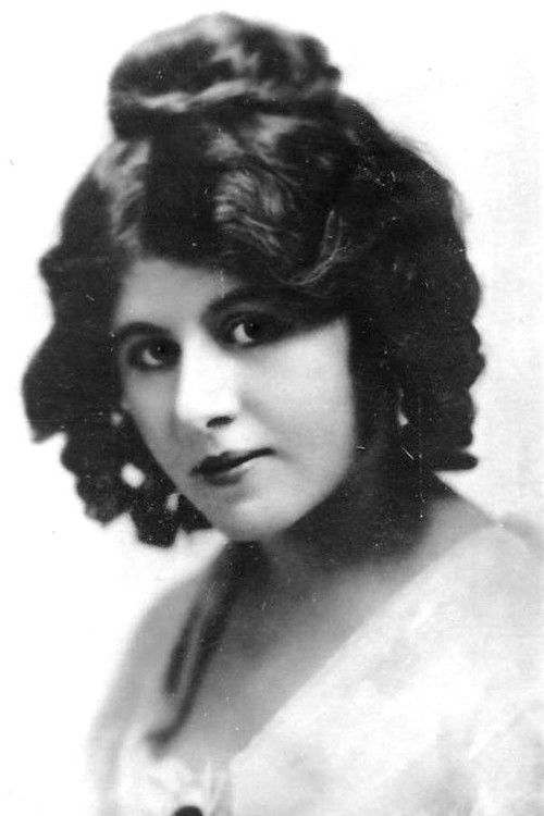 Photo of Winifred Kingston