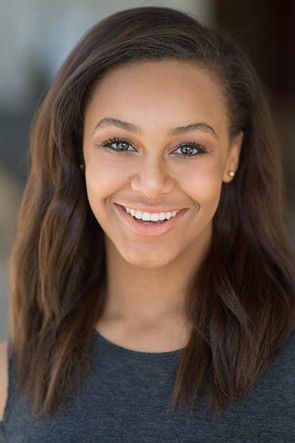 Photo of Nia Sioux