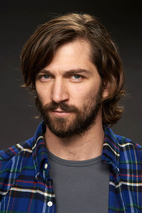 Photo of Michiel Huisman