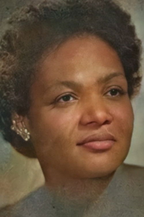 Photo of Yasemin Esmergül