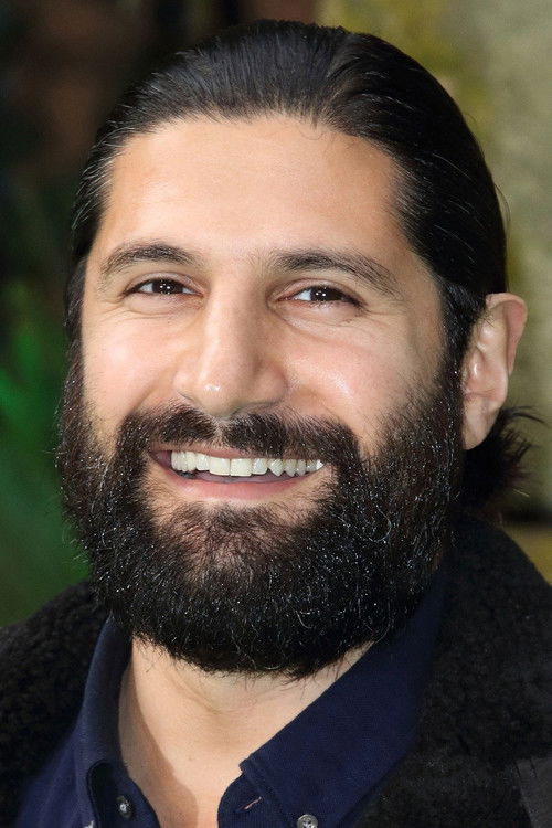 Photo of Kayvan Novak