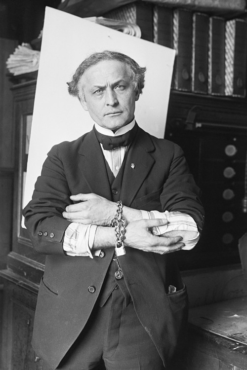 Photo of Harry Houdini