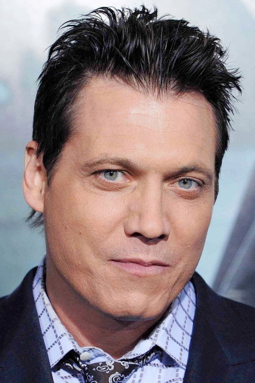Photo of Holt McCallany