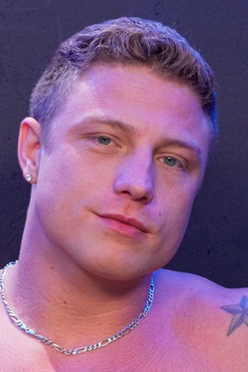 Photo of Logan Aarons