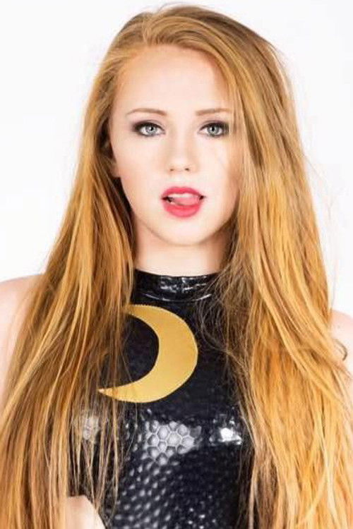 Photo of Courtney Stewart