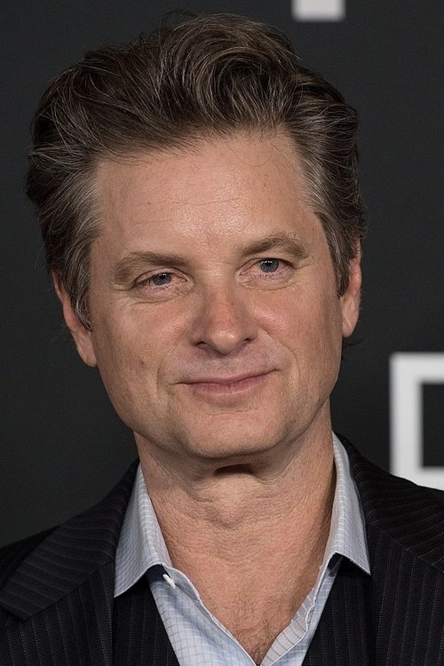 Photo of Shea Whigham