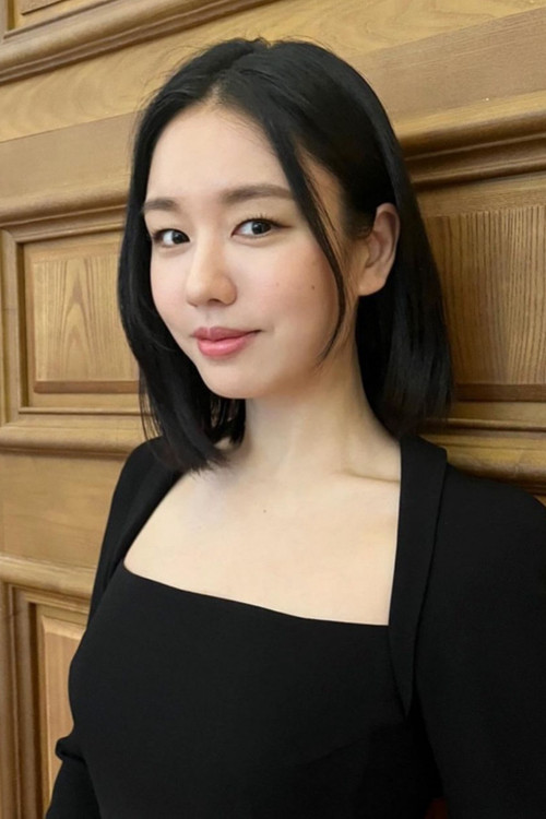 Photo of Ahn Eun-jin