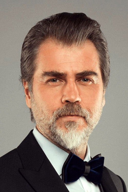 Photo of Serhat Tutumluer