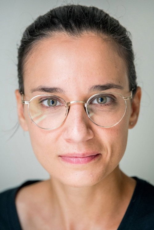 Photo of Chloé Robichaud