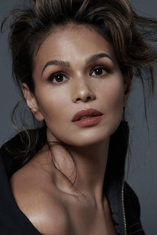 Photo of Iza Calzado
