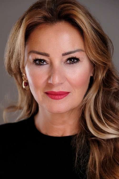Photo of Pınar Altuğ