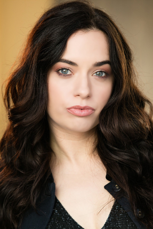 Photo of Lauren Elyse Taylor