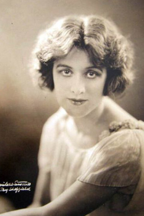 Photo of Regina Wallace