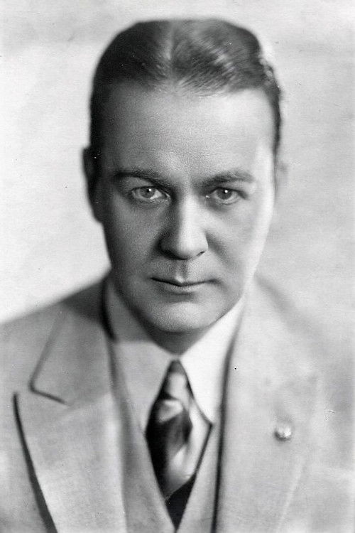 Photo of Huntley Gordon