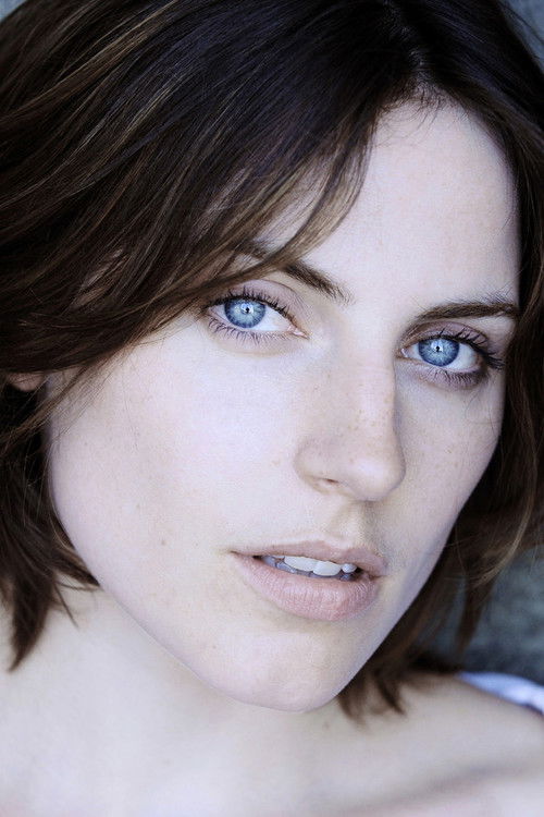 Photo of Antje Traue