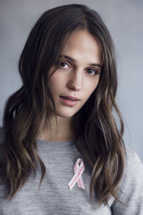 Photo of Alicia Vikander