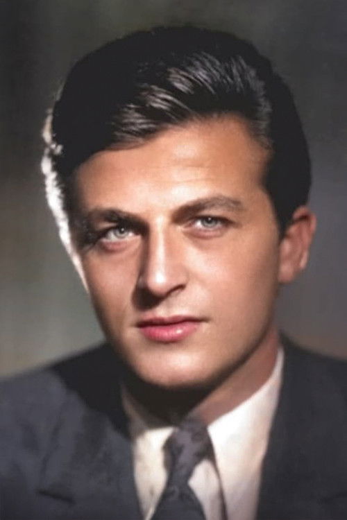 Photo of Müşfik Kenter