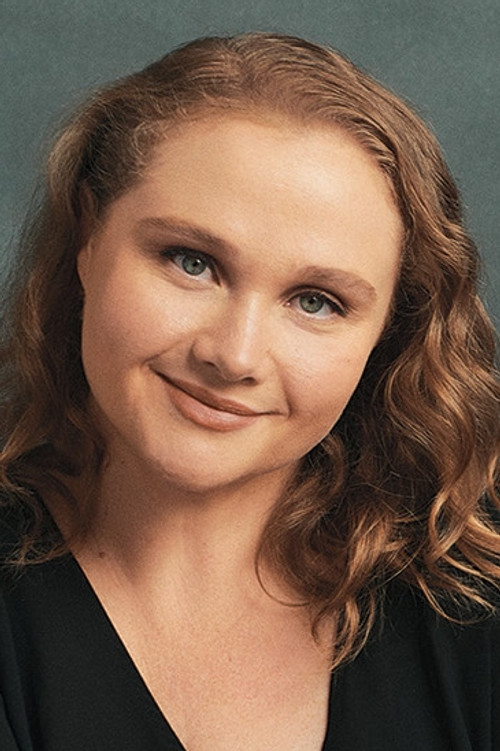 Photo of Danielle Macdonald