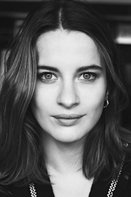 Photo of Rebecca Marder