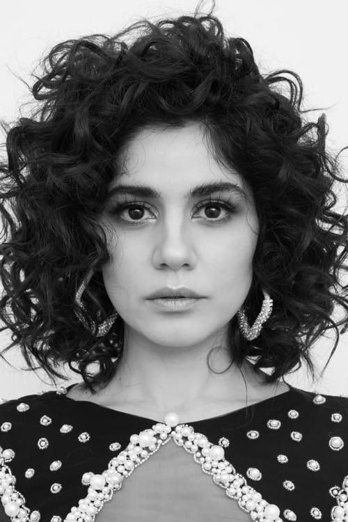 Photo of Zeynep Çamcı