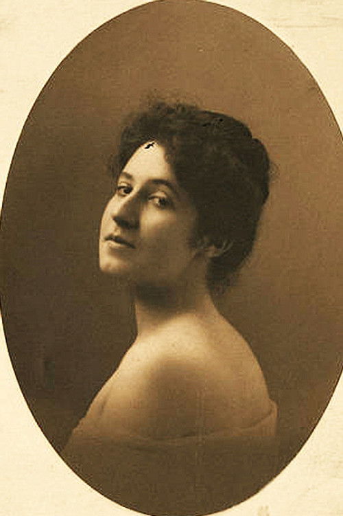 Photo of Alberta Lee
