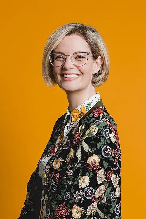 Photo of Siobhan Thompson