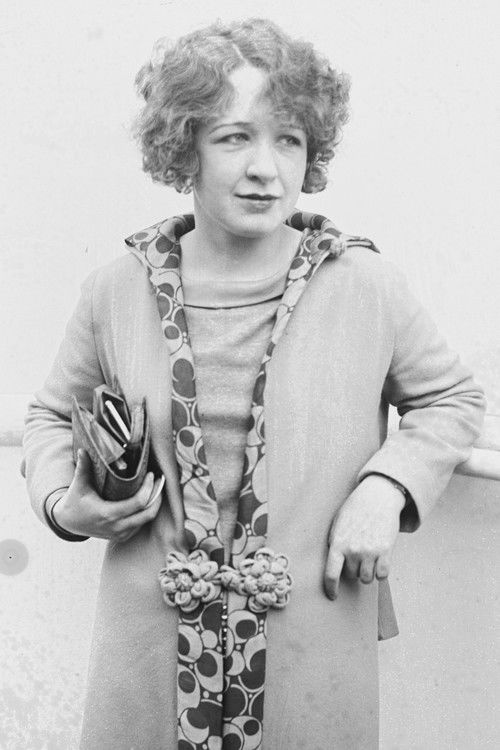 Photo of Helen MacKellar