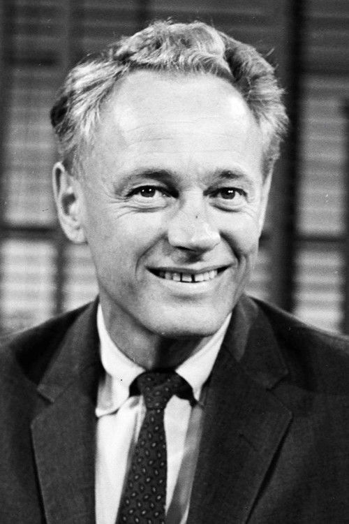 Photo of Leon Janney