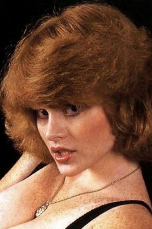 Photo of Lisa De Leeuw