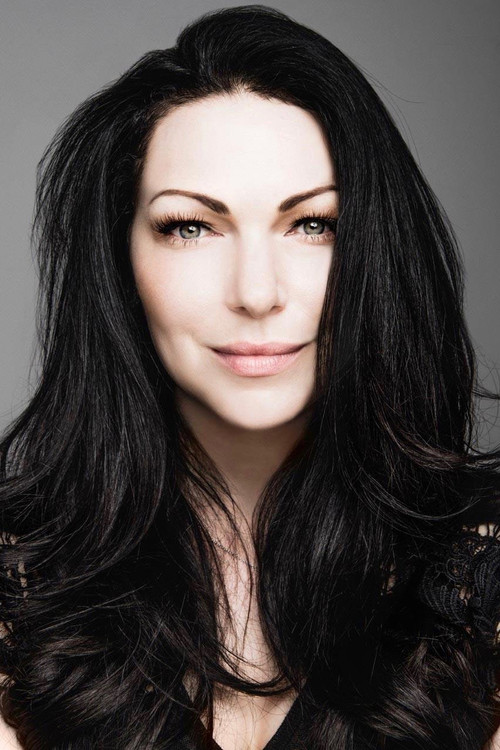 Photo of Laura Prepon