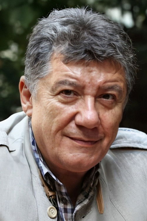 Photo of Tarık Ünlüoğlu