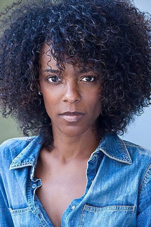 Photo of Leslie Silva