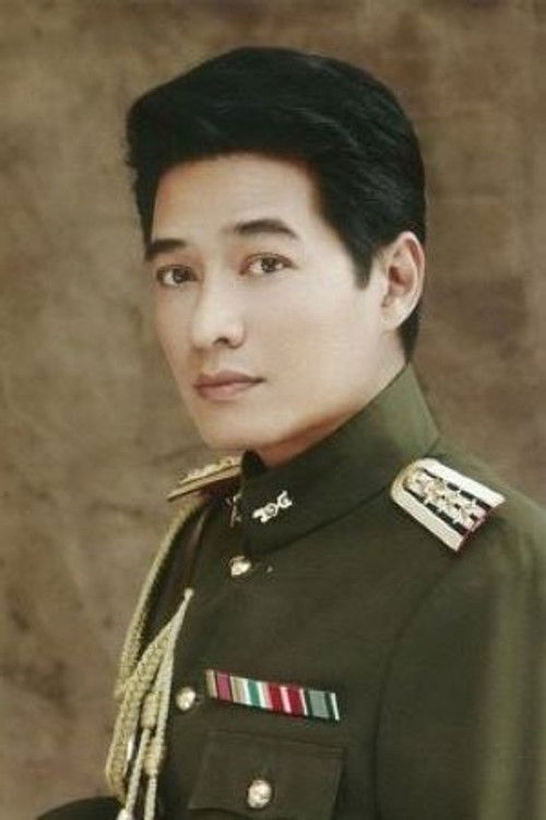 Photo of Saharat Sangkapreecha