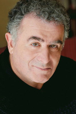 Photo of Saul Rubinek