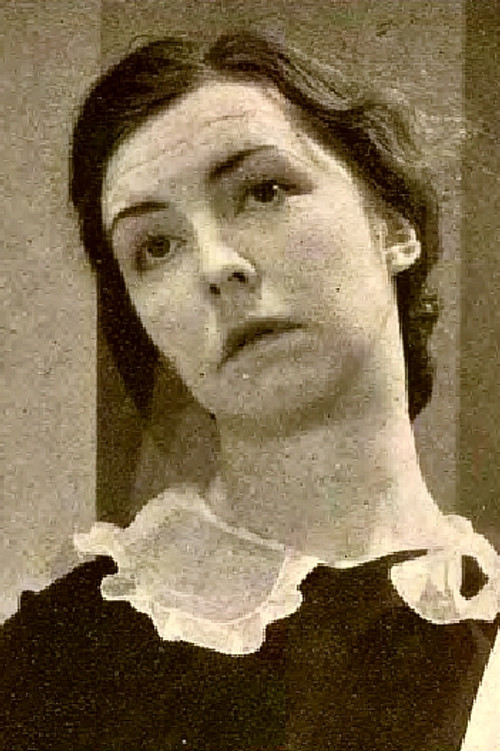 Photo of Gertrude Sutton