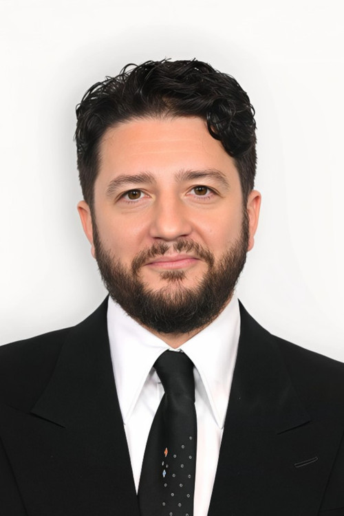 Photo of John Magaro