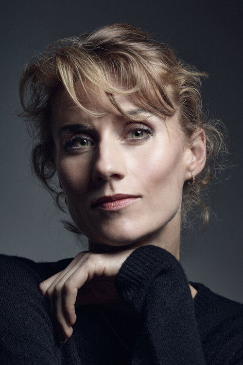 Photo of Jessica Swale